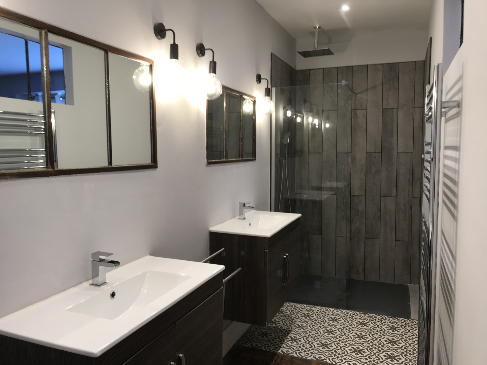 En-Suite to Master Bedroom